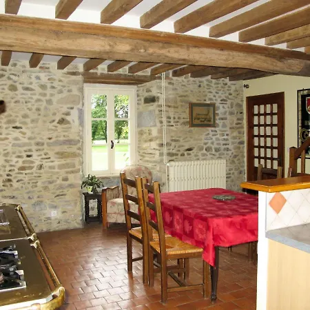 Holiday La Voisiniere No- 2 - Svy402 Savigny (Manche)